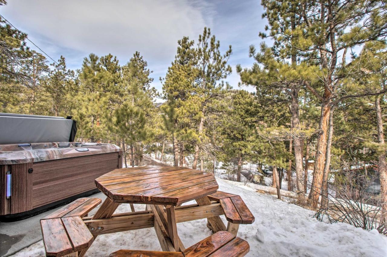 Luxe Updated Home With Grill And Hot Tub 4 Mi To Rmnp Estes Park Exterior foto